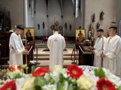 mini 20241013 124127267 iOS