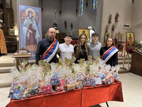 mini domacini-i-paketici