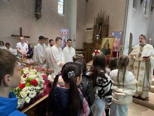 mini 20240506 123549105 iOS