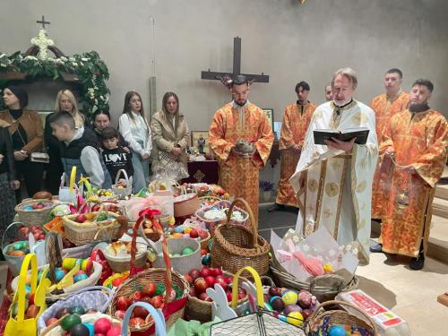 mini Освећење-јаја-4