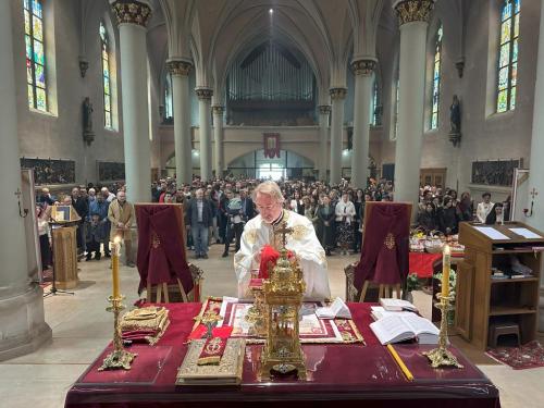 mini црква-служба-2